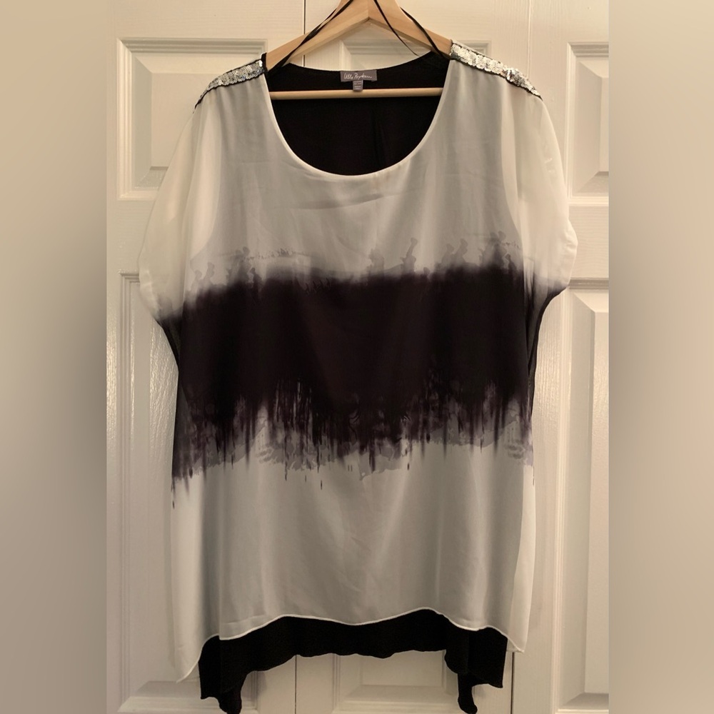 Contemporary women’s blouse